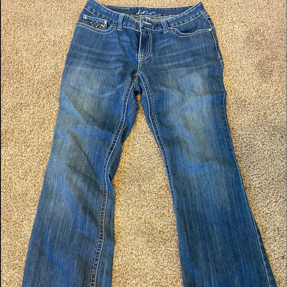 Curvy, Boot Leg jeans